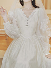 Load image into Gallery viewer, White V Neck Lace Long Sleeve Wedding Dress with Veil