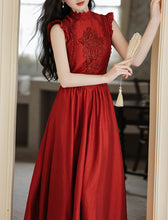 Load image into Gallery viewer, 1950S Red Lace Classic Vintage Summer Swing Dress