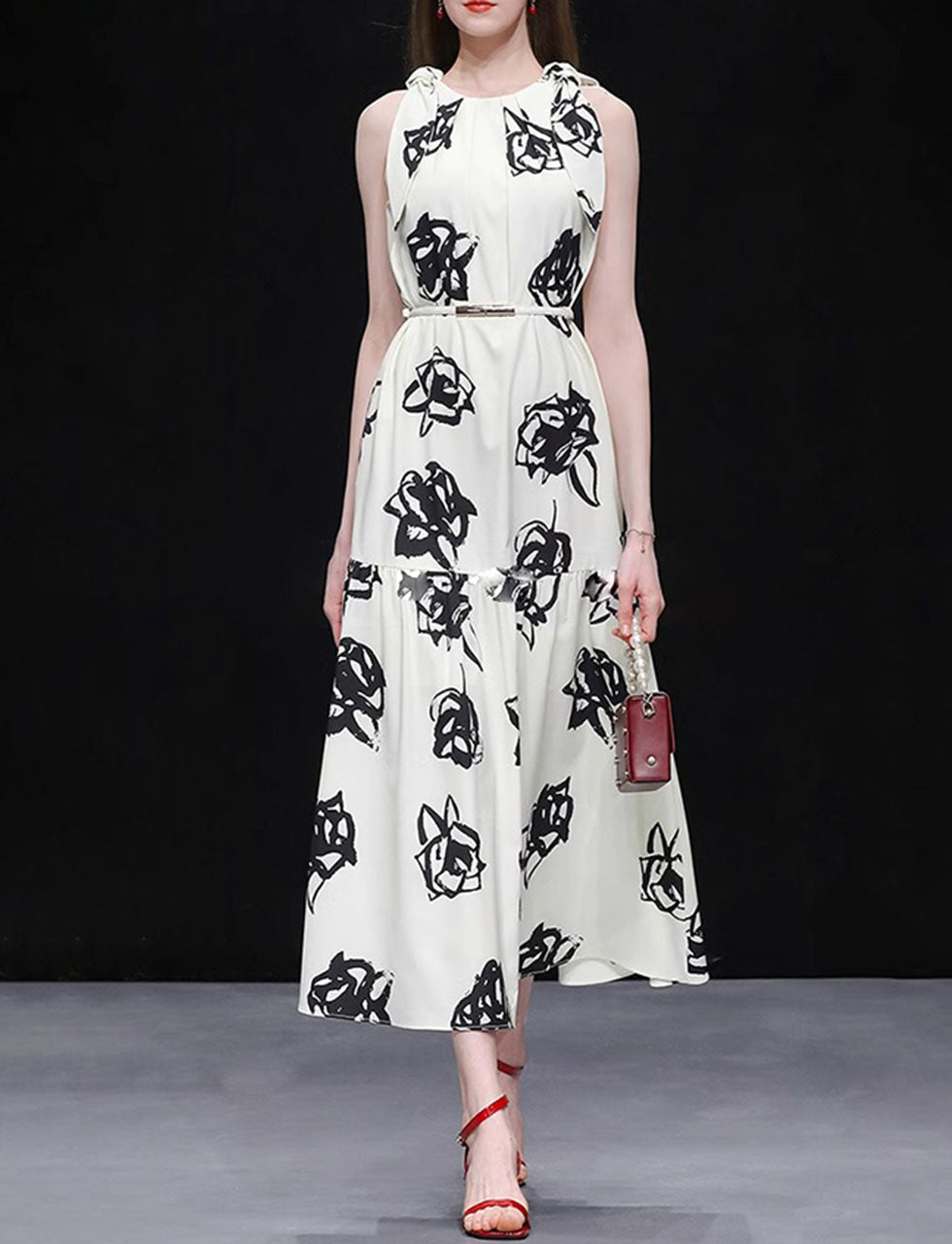 White Floral Print Sleeveless Vintage Style Maxi Dress