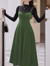 Load image into Gallery viewer, 2PS Green Strap Suspender 1950S Dress With Black Sweater