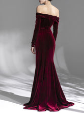 Load image into Gallery viewer, Burgundy Pleated Velvet One-shoulder Retro Fishtail Dress