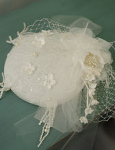 Load image into Gallery viewer, White Handmade Flowers Satin Birdcage Veil Wedding Vintage Hat with Pearls