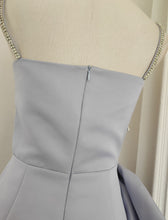 Load image into Gallery viewer, Lilac Rhinestones Spaghetti Strap Gown Party Dress