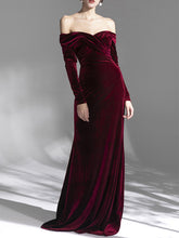 Load image into Gallery viewer, Burgundy Pleated Velvet One-shoulder Retro Fishtail Dress