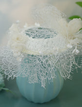 Load image into Gallery viewer, Hand-Woven Mesh Decorative Linen Lace White Wedding Hat