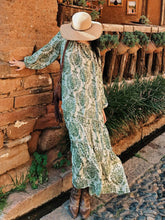 Load image into Gallery viewer, Women&#39;s Bohemian Green Print Boho Maxi Dress Outfit