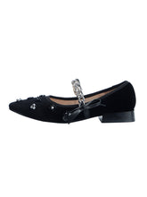 Load image into Gallery viewer, Women&#39;s Flat Heel Pointed Toe Hollow Belt Velvet Pearl Vintage Shoes