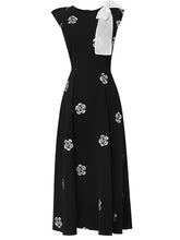 Load image into Gallery viewer, Black Bow Collar Embroidered Rose 1950S Vintage Dress