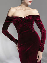 Load image into Gallery viewer, Burgundy Pleated Velvet One-shoulder Retro Fishtail Dress