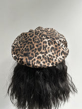 Load image into Gallery viewer, Leopard Print Vintage Beret