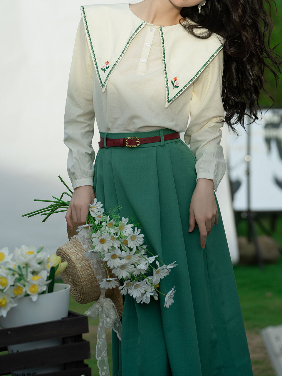 2PS Green Embroidered Overlap Collar Shirt And Swing Skirt Suit
